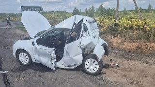 Авария с грузовиком и LADA Granta в Калязинском округе